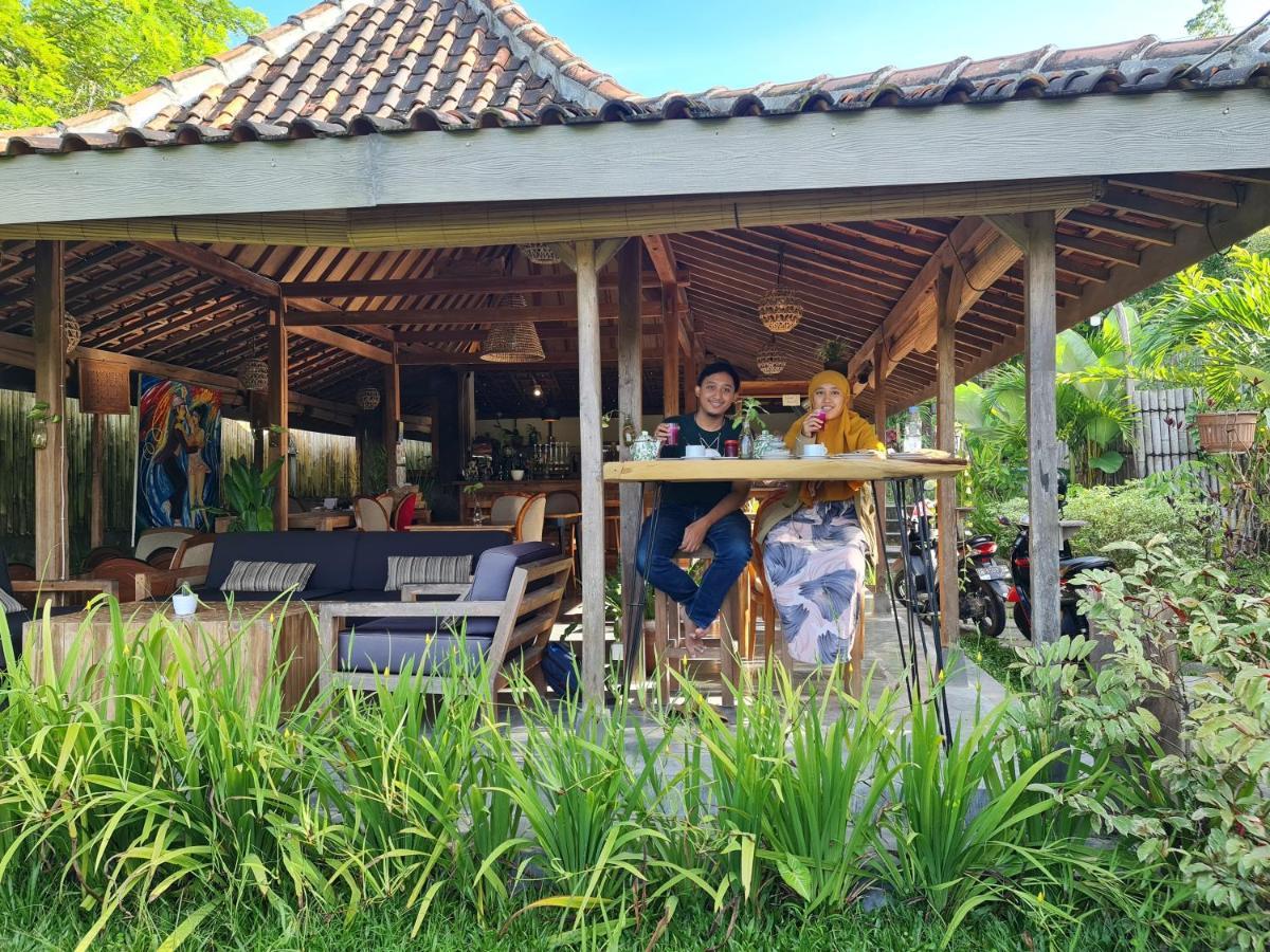 Villa Kayu 요그야카르타 외부 사진
