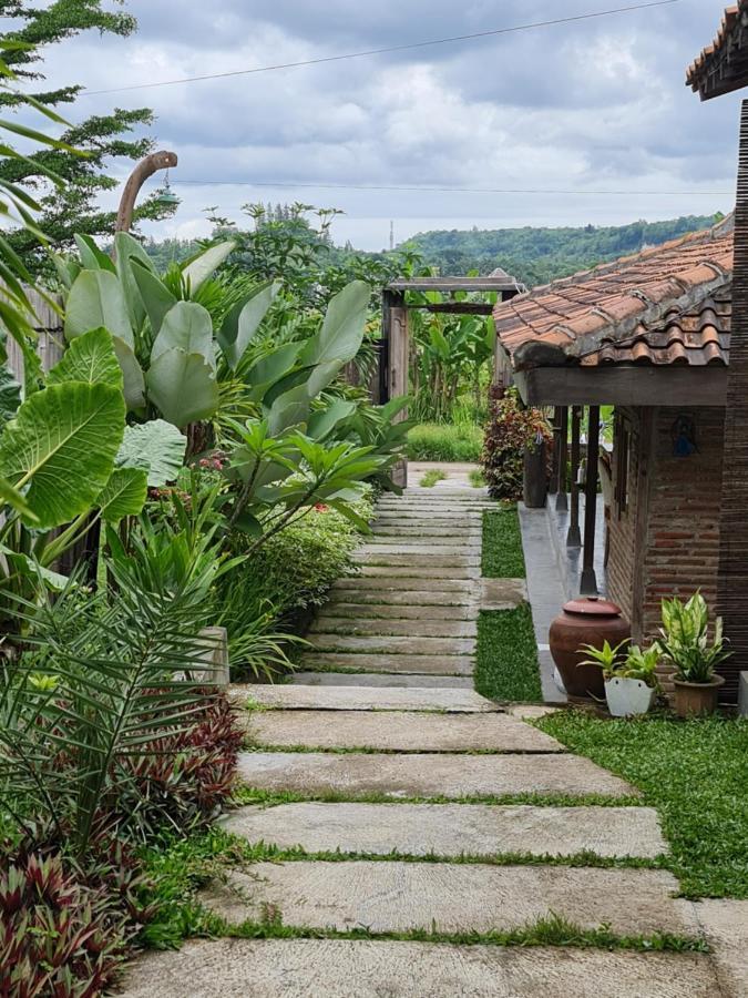 Villa Kayu 요그야카르타 외부 사진