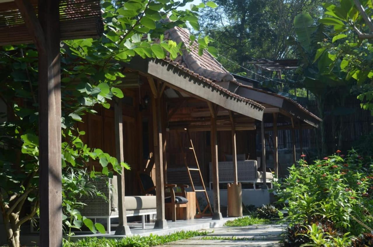Villa Kayu 요그야카르타 외부 사진